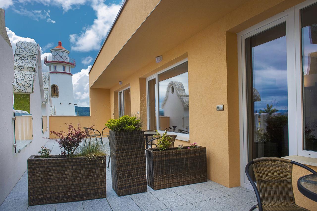 Plaza Beach Holiday House Prešov Eksteriør billede